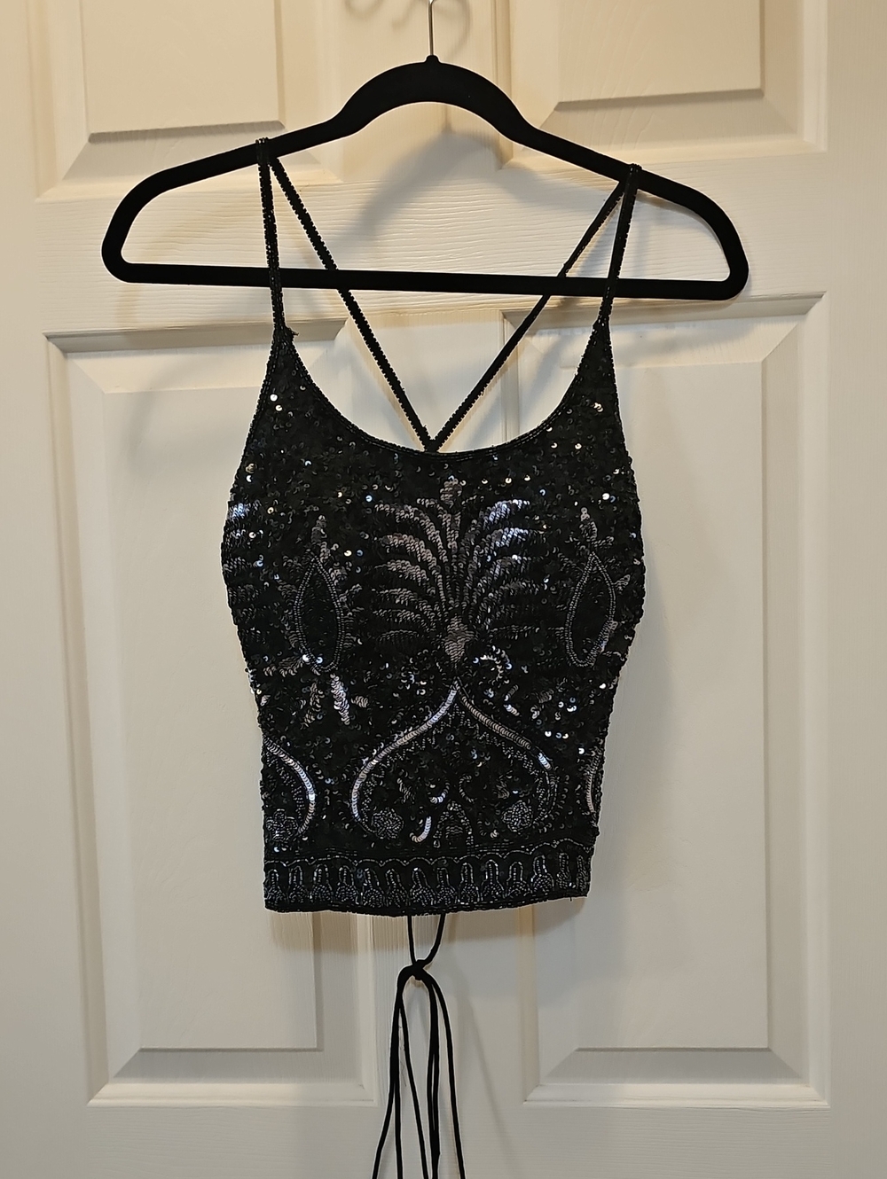Caché Size XS Black Sequin Adjustable Strappy Laced Cropped Cami Top
